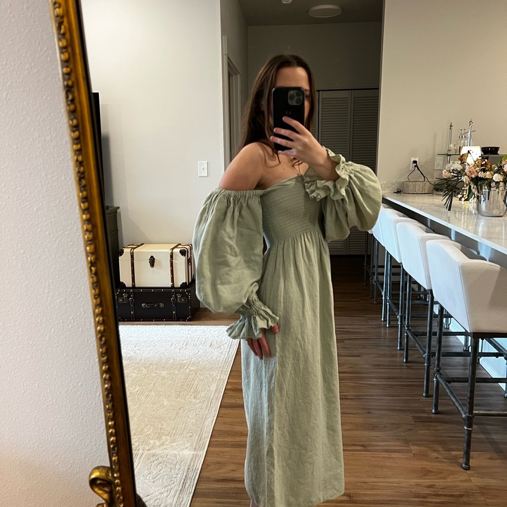COPY - Sleeper Atlanta linen dress in green